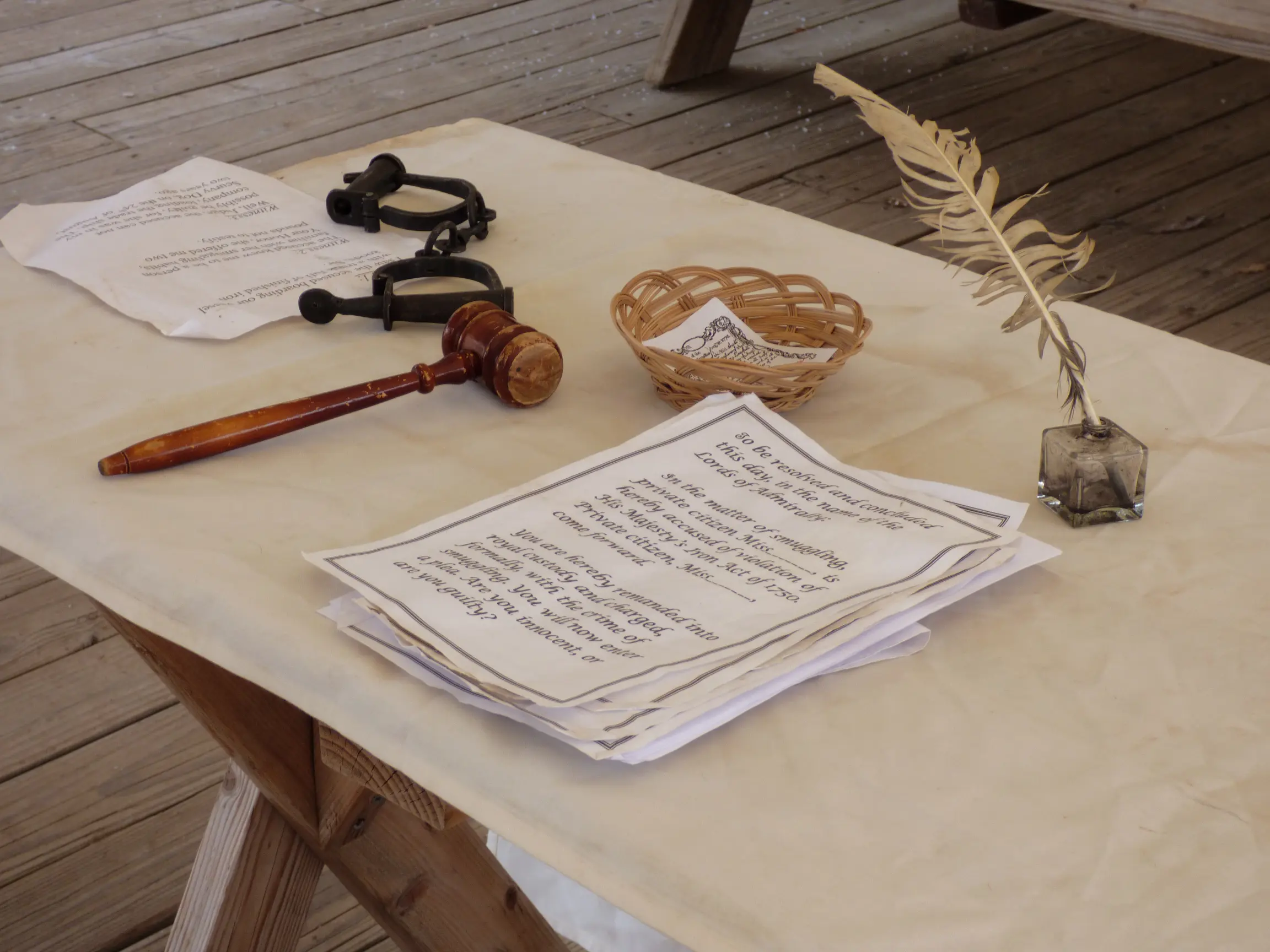 writing-table-wood-rustic-skill-art-871019-pxhere.com_ writing table wood rustic skill art 871019